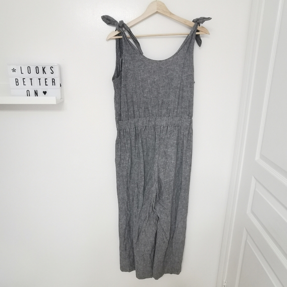 Adjustable Wide Leg Cropped Jumpsuit - Picture 3 of 10